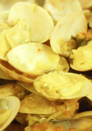 A picture of Lala (Asian Shell Clams).