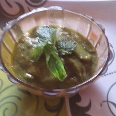 A picture of Coriander and Mint chutney.