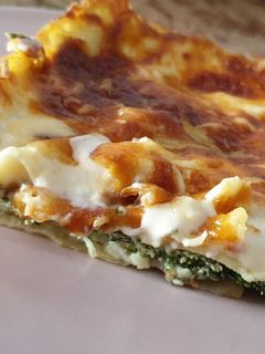 Una foto de Lasaña de espinacas con ricotta