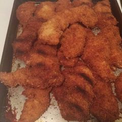 A picture of Chicken fingers.