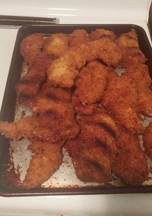 A picture of Chicken fingers.