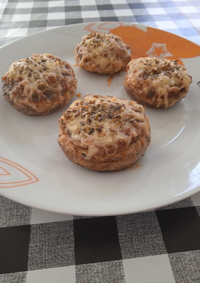 Una foto de Champiñones rellenos de ternera