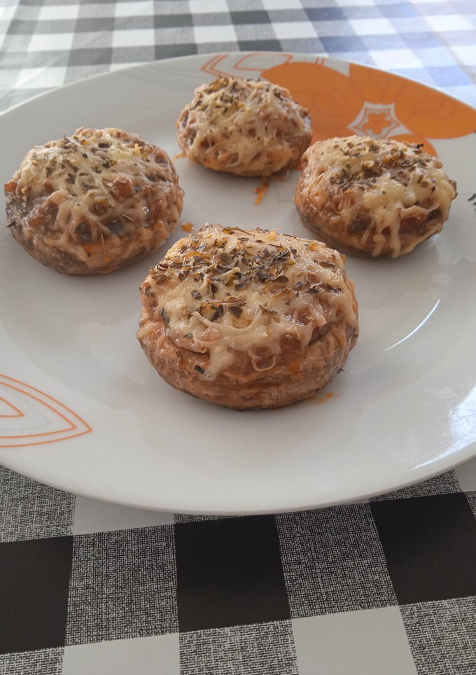 Una foto de Champiñones rellenos de ternera