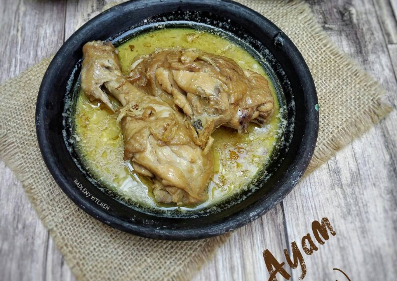 Opor Ayam (bumbu gudeg)