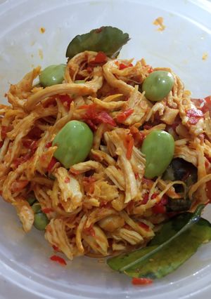 Foto resep Ayam suwir pete