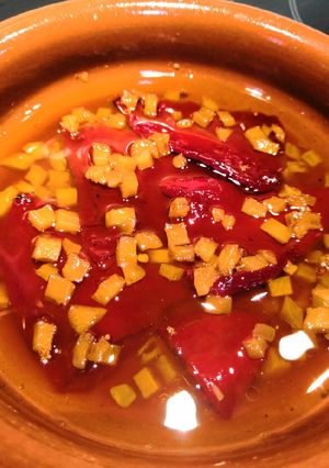 Una foto de Pimientos del piquillo confitados con azúcar de caña