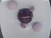 Una foto de mousse de guayaba