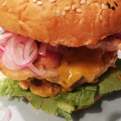 A picture of Beef burger.