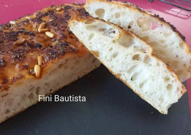 Focaccia con tomate seco y masa madre