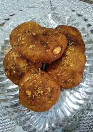 A picture of Raw banana cutlets.