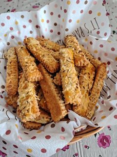 Sós-sajtos-füstölt ropogós rúd recept fotója