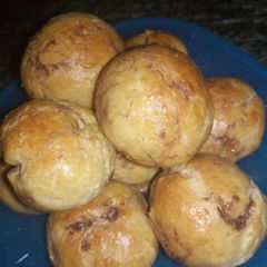 A picture of Dough balls.