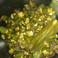 A picture of Simple okra stir fry.