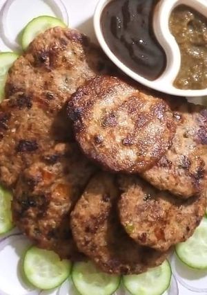 A picture of Chicken Chapli Kabab.