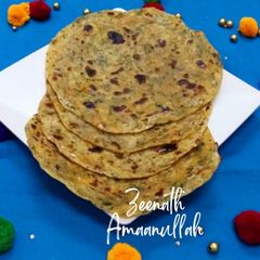 A picture of Coriander Mint and Carrot Parathas.