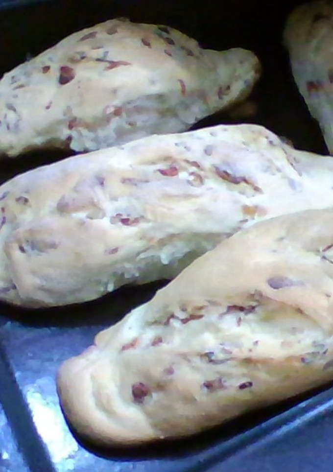 Una foto de Pan relleno de paleta y queso