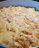 Pasta con cebolla, jitomate y queso!!!