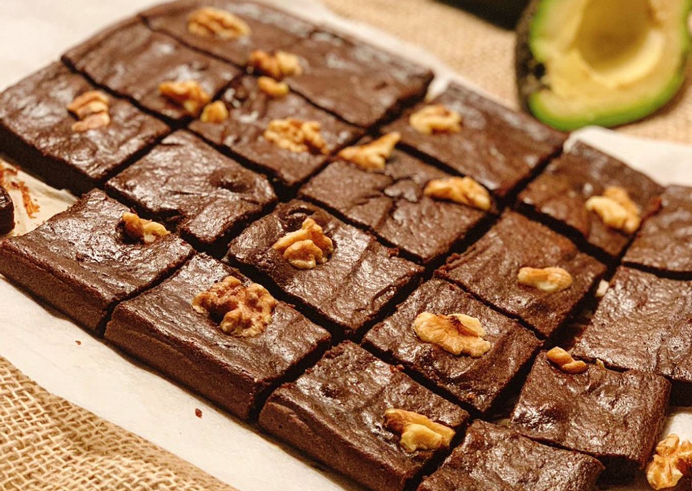 Brownie de chocolate y aguacate sin gluten🥑🍫