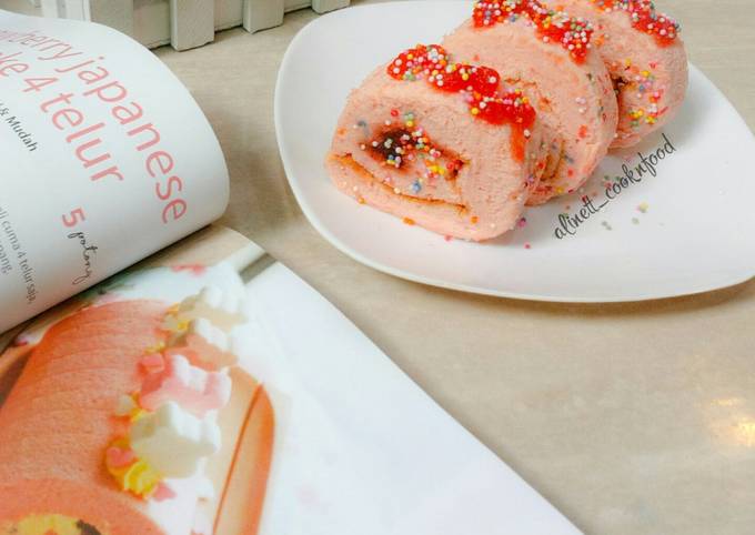 Strawberry Japanese Rollcake