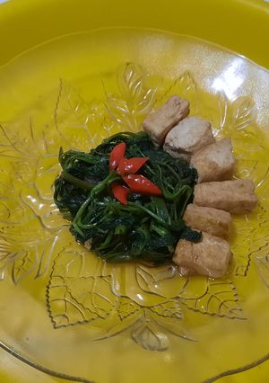 Foto resep Tumis Kangkung Tahu