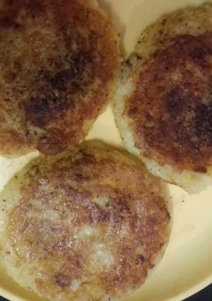 A picture of Potato Tikki.