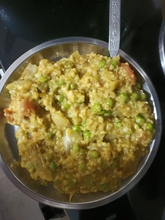 नमकीन दलिया (namkeen daliya recipe in Hindi) रेसिपी मुख्य फोटो