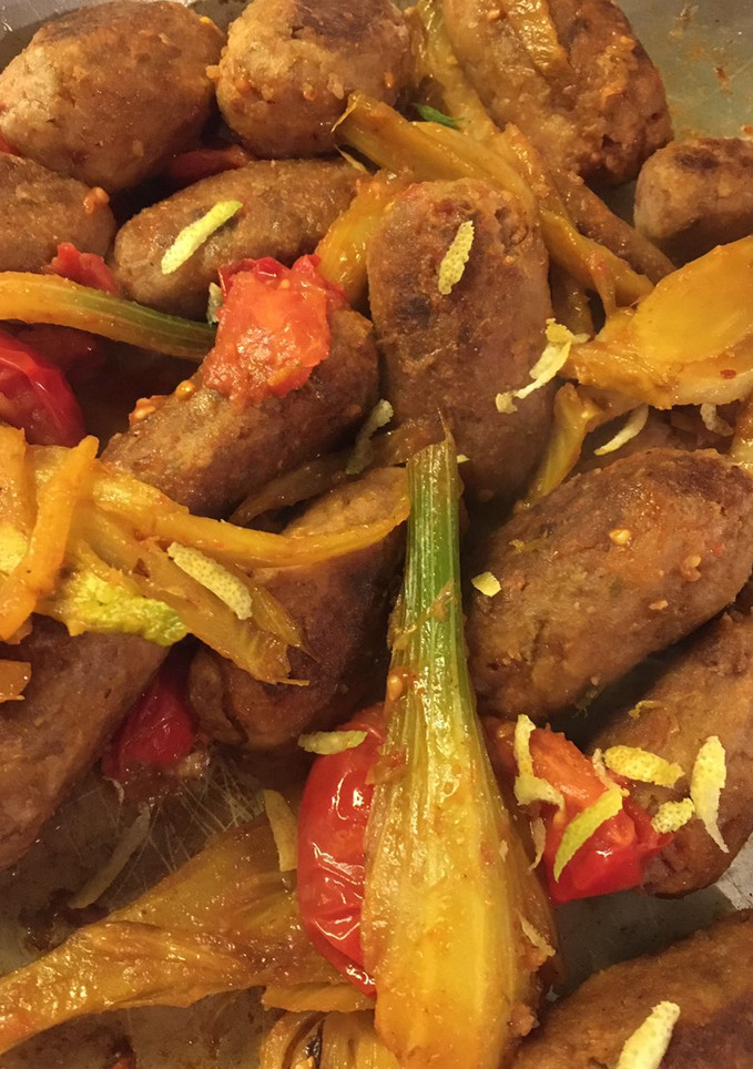 Foto di Polpette vegan ai finocchi pomodorini pachino e limone 🍋