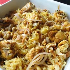 A picture of Chicken Pulao.