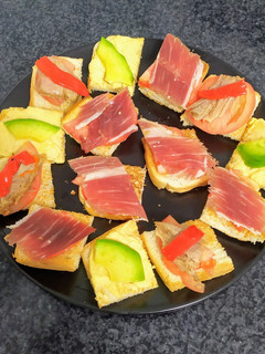 Una foto de Mini tostas