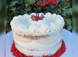 Una foto de Torta red velvet ❤ (relleno y decoración)