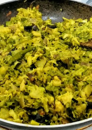 A picture of South Indian style Brussel Sprouts.