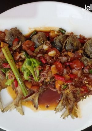Foto resep Ikan Bawal Hitam Saos Bawang Kecap 🐟🐟