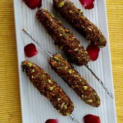 A picture of Dates and Nuts Sticks.