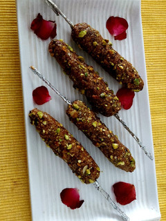 A picture of Dates and Nuts Sticks.