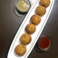 A picture of Quinoa Paniyaram.