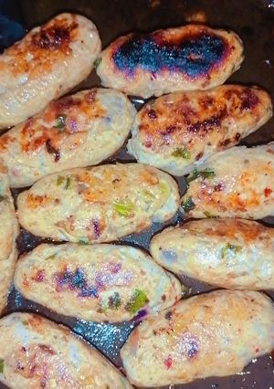 A picture of Yummy 😋 chicken kebab.