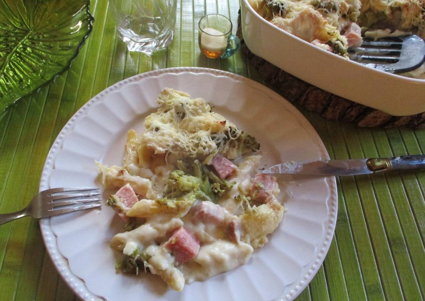 Gratin pâtes brocolis jambon