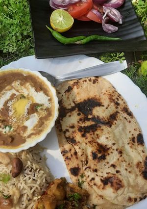 दाल मखनी(dal makhani recipe in Hindi) रेसिपी मुख्य फोटो