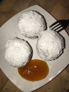 Túrófánk élesztő nélkül recept fotója