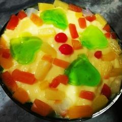 A picture of Mango Trifle.