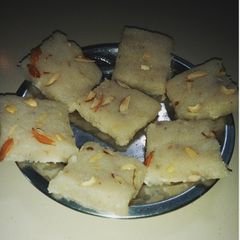 A picture of Fresh coconut barfi.