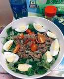 Gỏi bò trứng rau càng cua