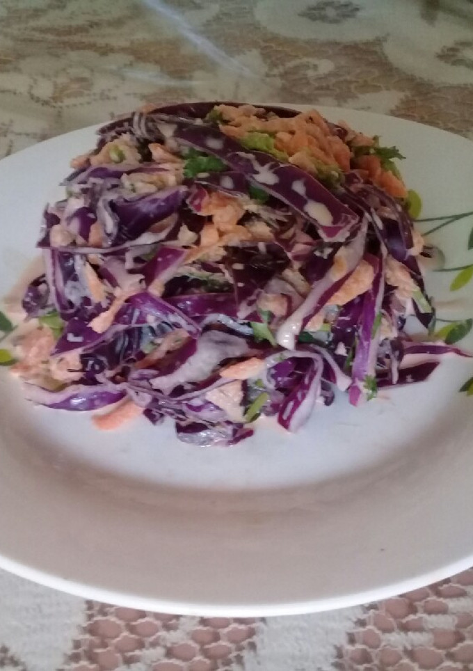 Una foto de Ensalada de repollo morado 💜
