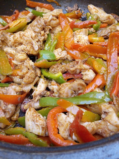 A picture of Shredded chicken sauce.