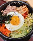 Cơm trộn Bibimbap cá vỏ hộp Hàn Quốc