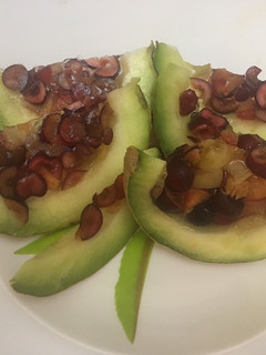 عکسی از دستور طالبی ظرف میوه
