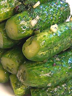 Фото Малосольные огурцы в пакете. Быстро и очень вкусно.