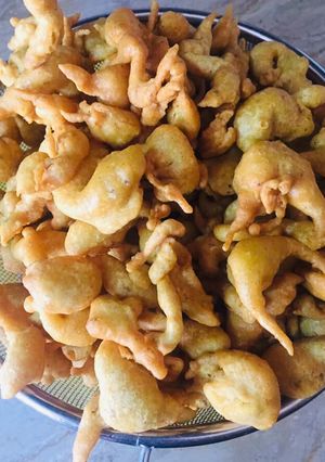 A picture of Home made pakoria.