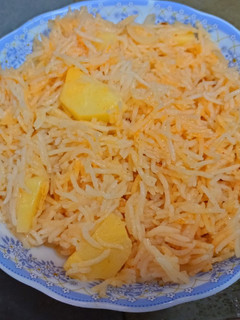 आलू प्याज़ राइस (aloo pyaz rice recipe in Hindi) रेसिपी मुख्य फोटो