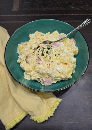 Majonézes-virslis krumplisaláta recept fotója